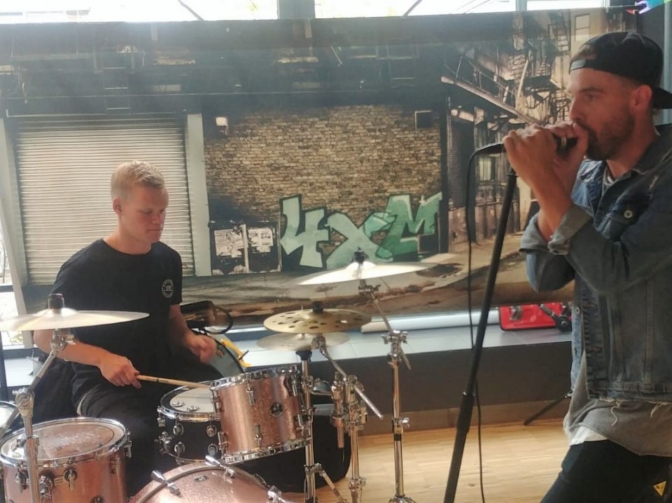 Schoolvoorstelling Behind The Beat